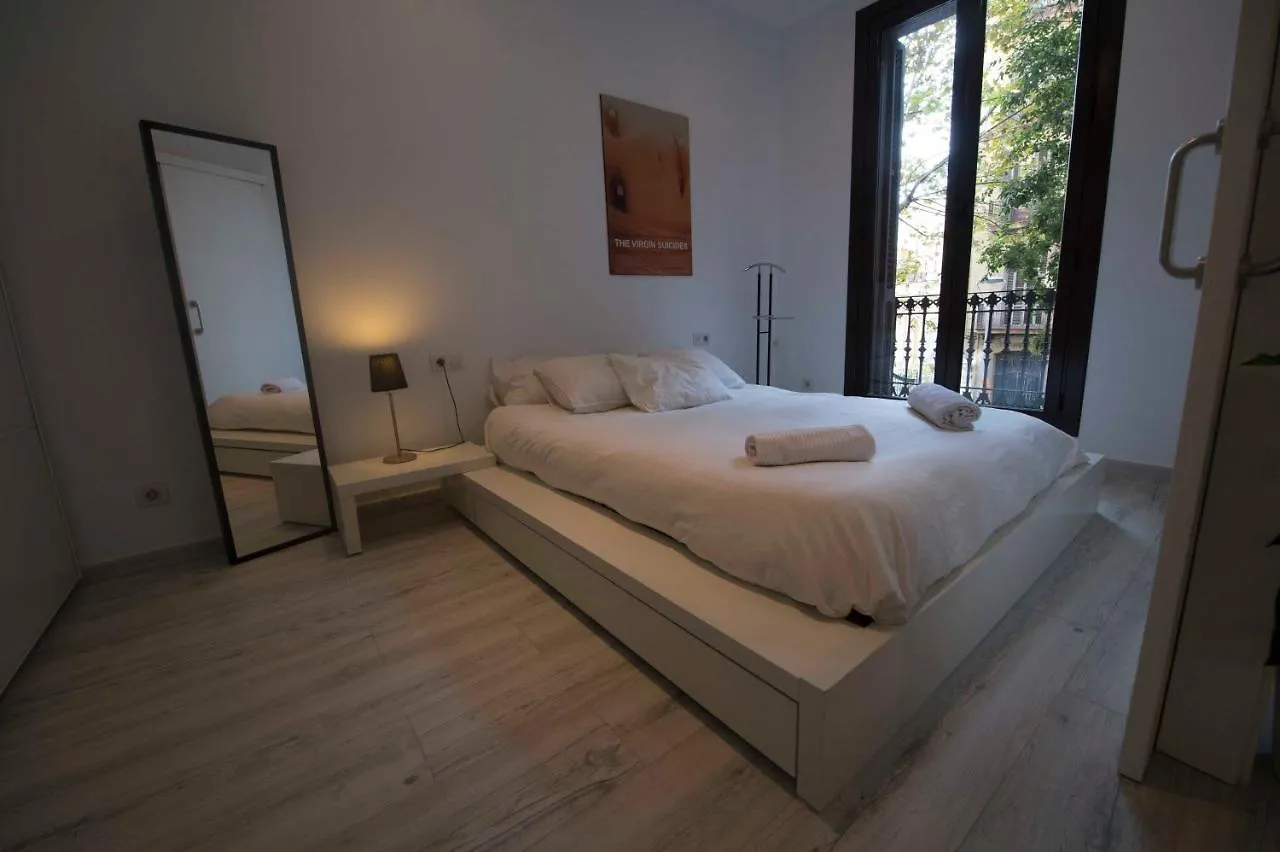 Roger De Lluria Design Apartment Barcellona 0*,