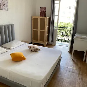 Appartement Central - Bourguiba 2E Etage Tunis